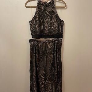 Francesca’s Lace Two-Piece Set